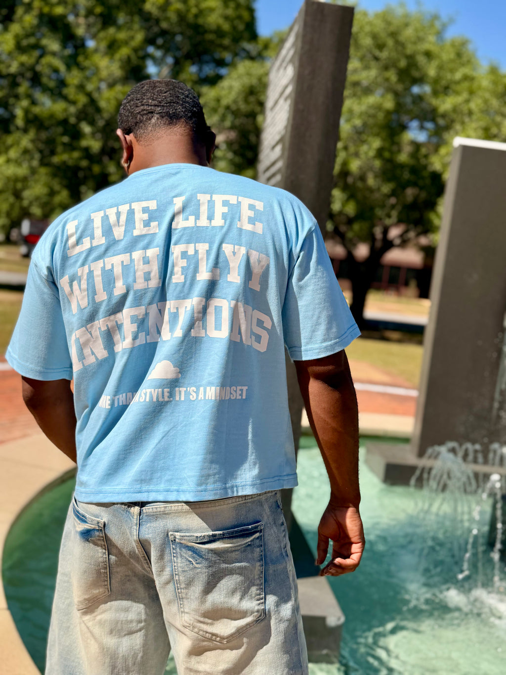 LLF Studio S/S UNC Blue & White